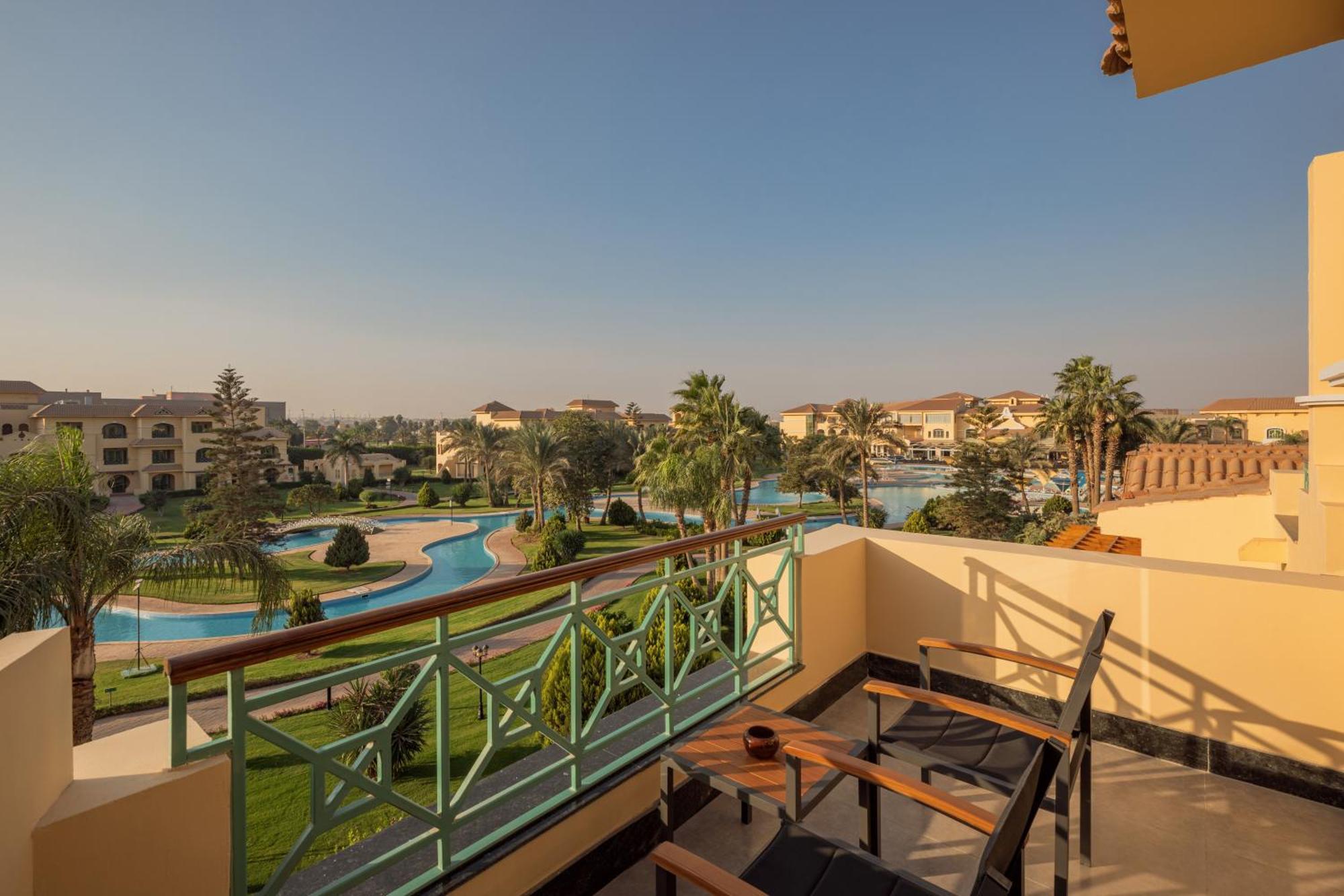 Moevenpick Hotel Cairo - Media City Giza Εξωτερικό φωτογραφία View of the resort