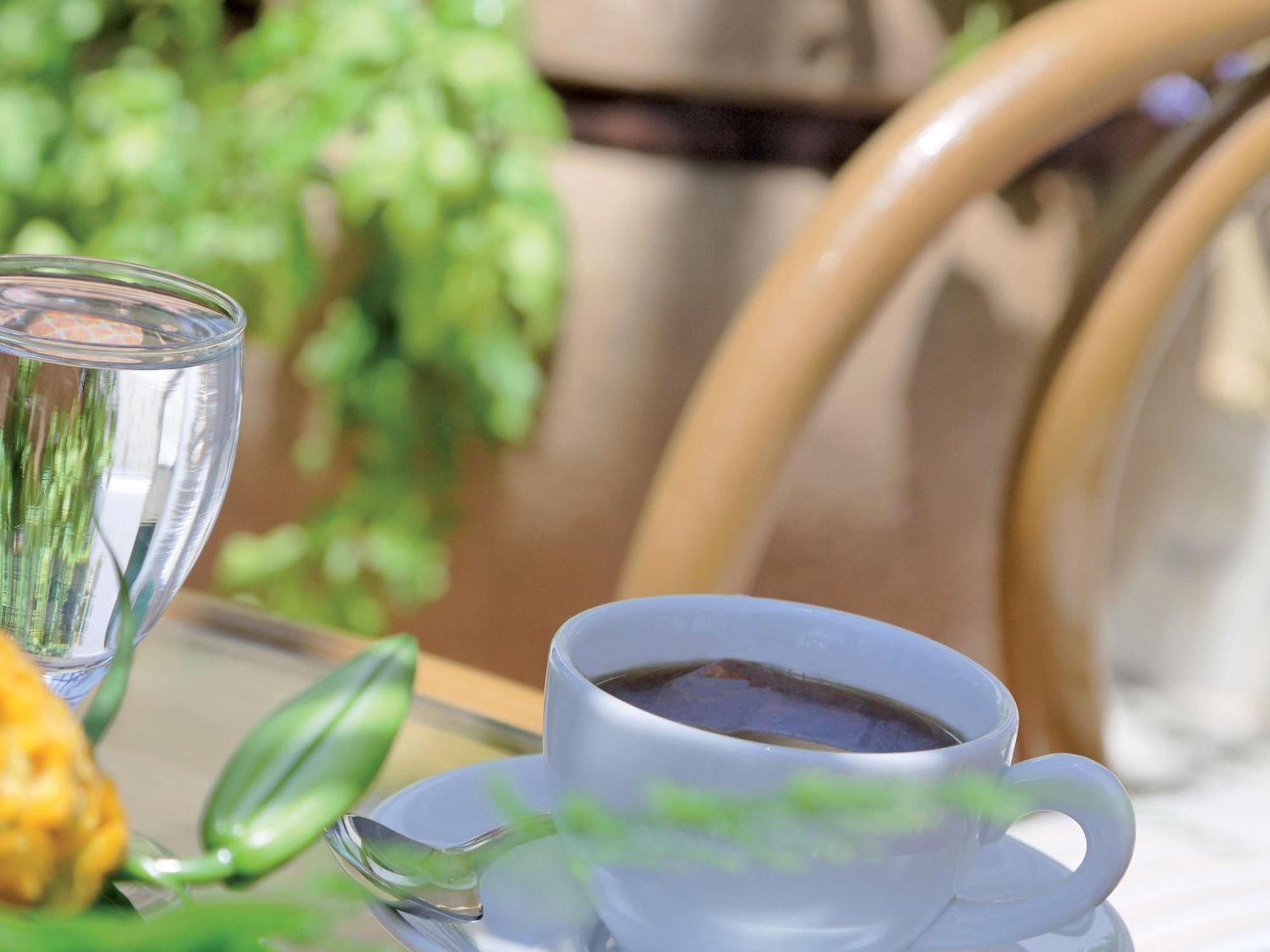 Moevenpick Hotel Cairo - Media City Giza Εξωτερικό φωτογραφία A cup of coffee